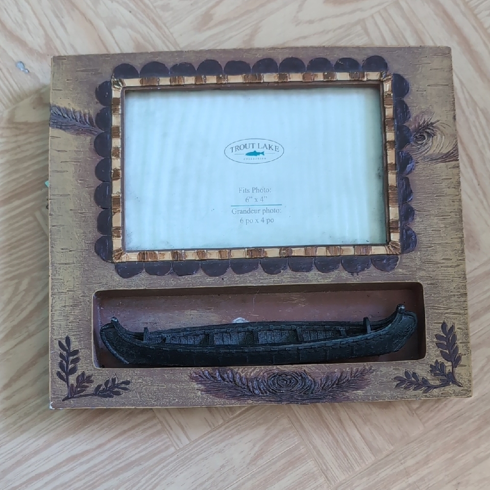 2/16🎈Trout Lake Collection Picture Frame